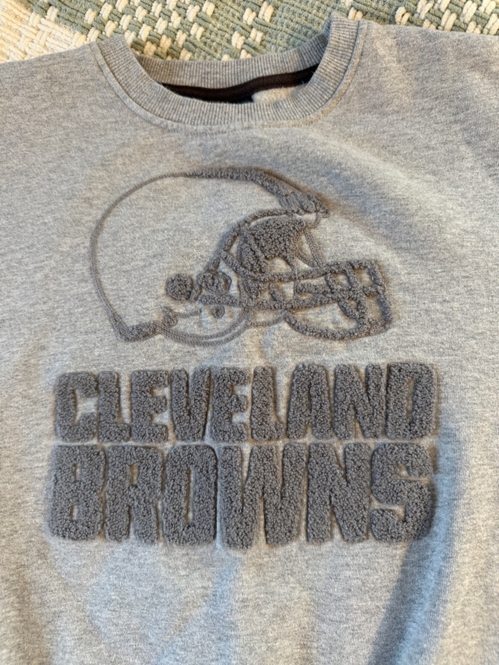 Women’s Cleveland Browns sweatshirt - Picture 4 of 6
